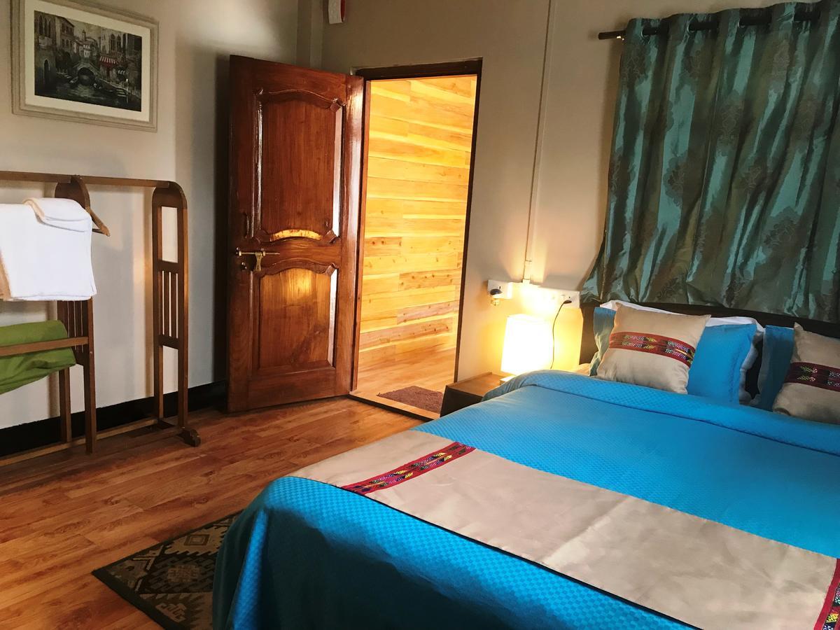 The Homestead B&B 실롱 외부 사진