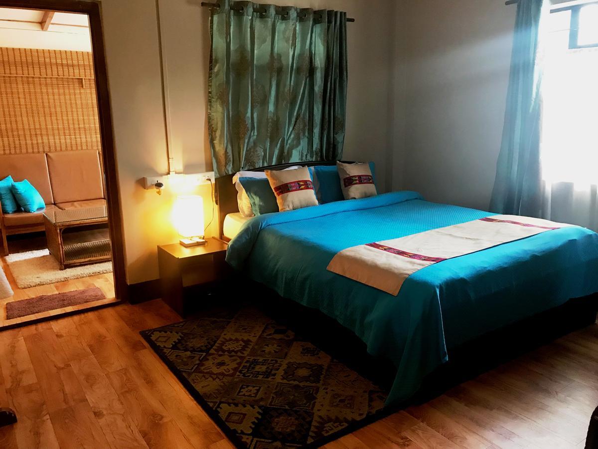 The Homestead B&B 실롱 외부 사진