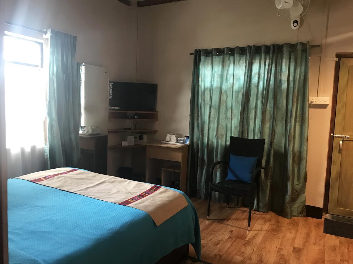 The Homestead B&B 실롱 외부 사진