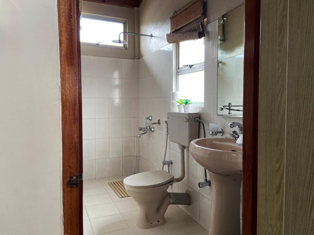 The Homestead B&B 실롱 외부 사진